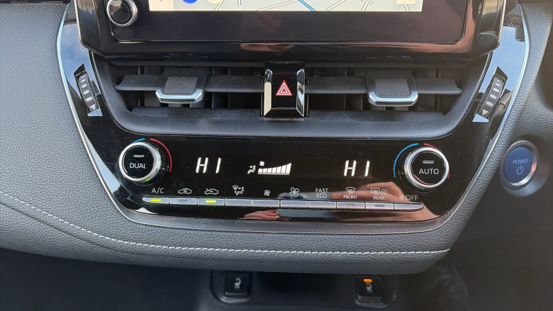 Toyota Corolla 1.8 VVT-i Hybrid Icon Tech 5dr CVT Hybrid Hatchback